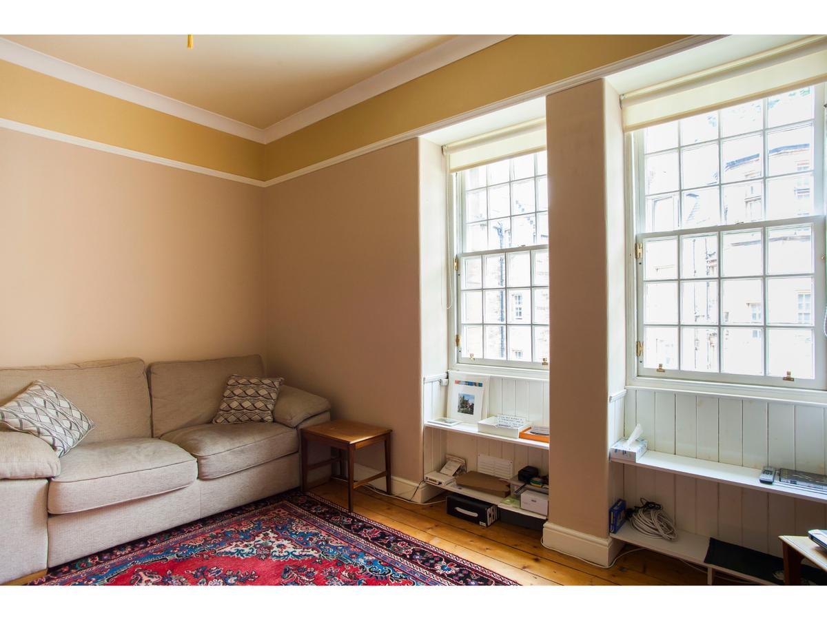 Historic Dean Village Treasure, Sleeps 4 Edinburgh Exterior foto