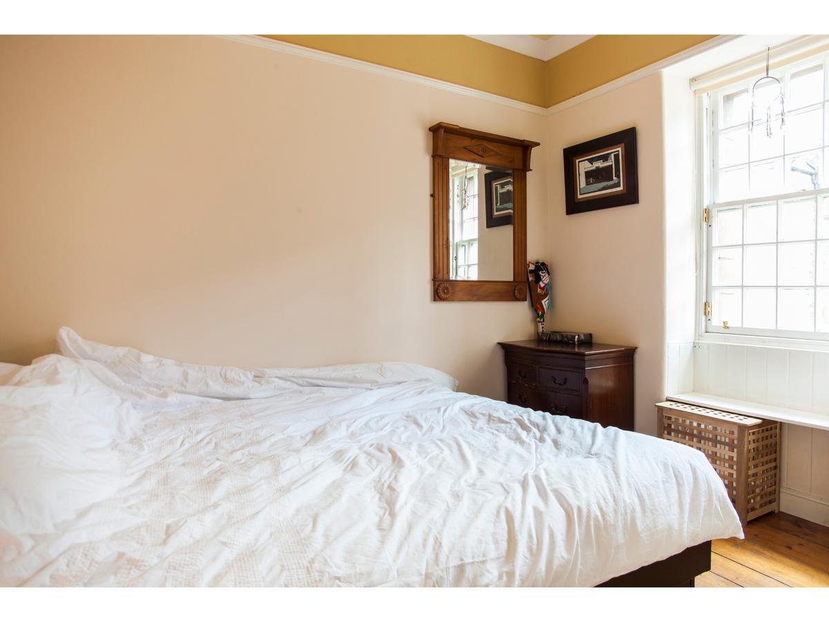 Historic Dean Village Treasure, Sleeps 4 Edinburgh Exterior foto